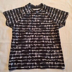 Athleta Girl girls size Large or 14 swim rash guard short sleeve EUC